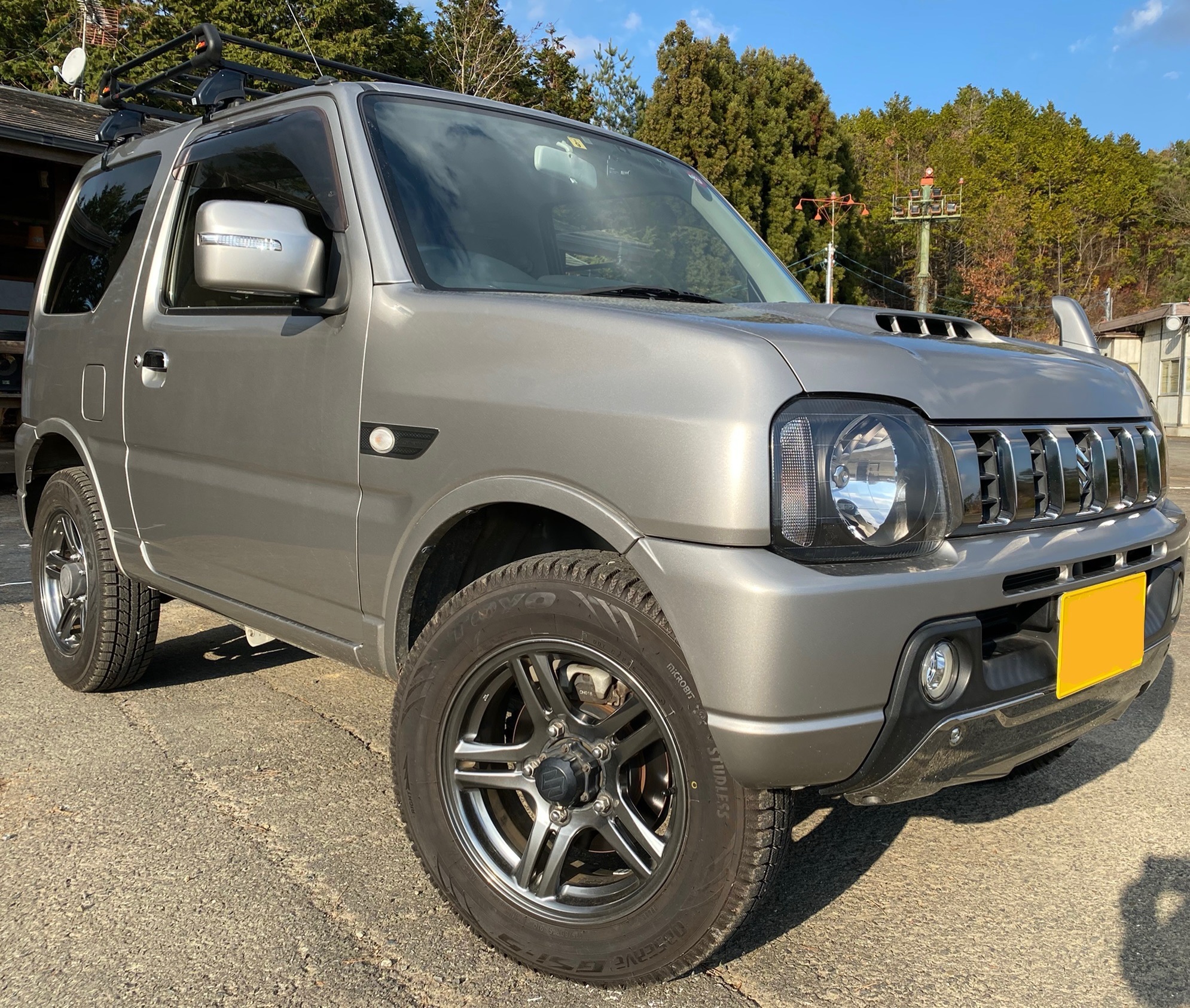『SUZUKI ジムニー』 2014年9月式 JB23シリーズ最終モデルのランドベンチャー‼️ ターボ付きオートマなので街乗りもストレスなく走れます。 #ガレー